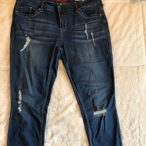 Low Rise Power Skinny Cindy Fit by Guess